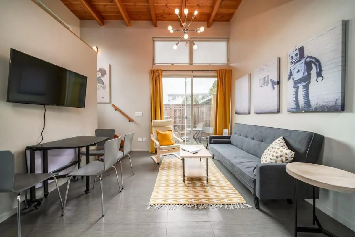 #Stayinmydistrict Buckman Bright Spacious Townhome Portland Semesterbostad