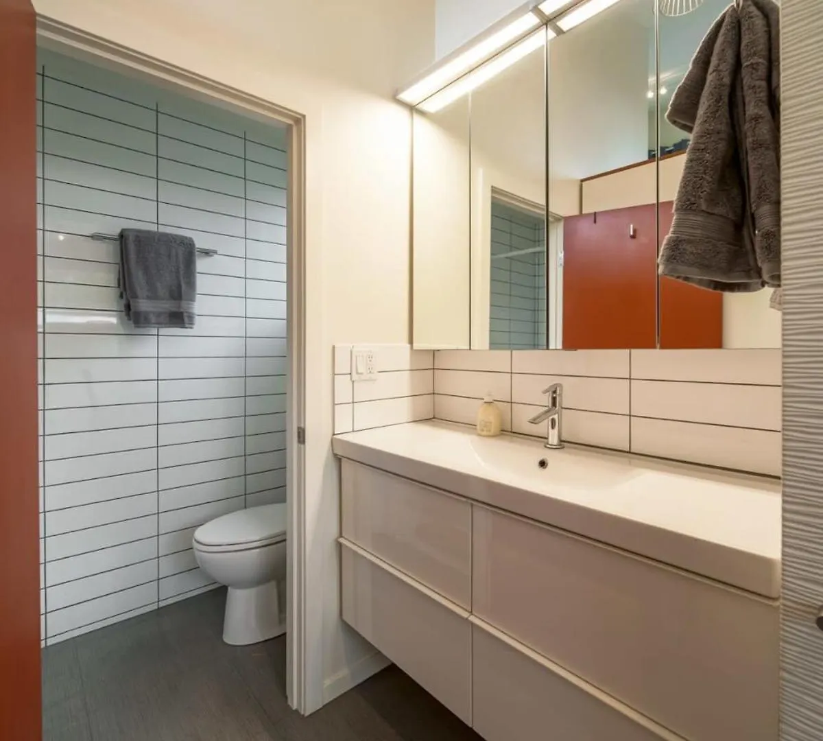 Semesterbostad #Stayinmydistrict Buckman Bright Spacious Townhome Portland