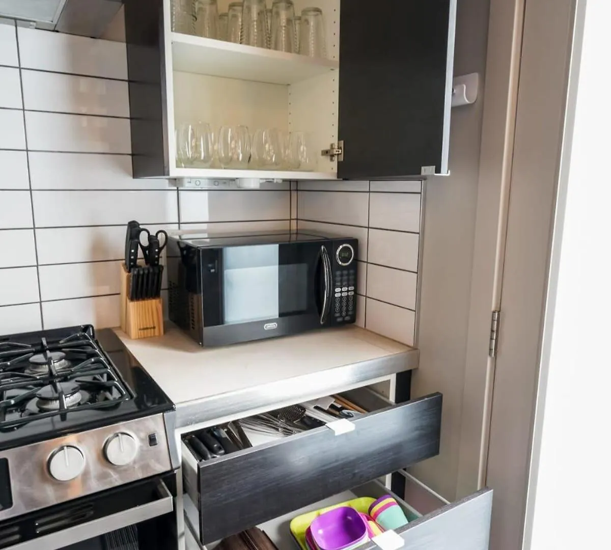 Semesterbostad #Stayinmydistrict Buckman Bright Spacious Townhome Portland USA